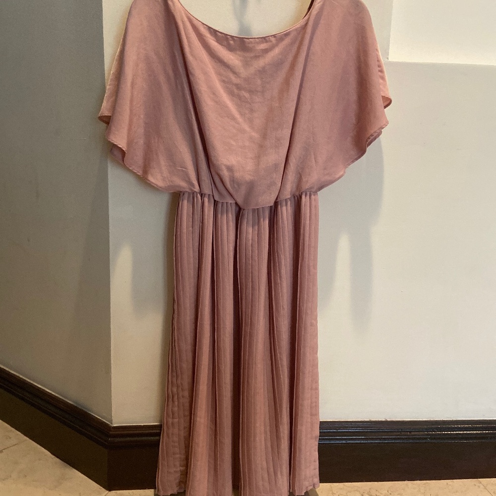 😍gorgeous H and M dress